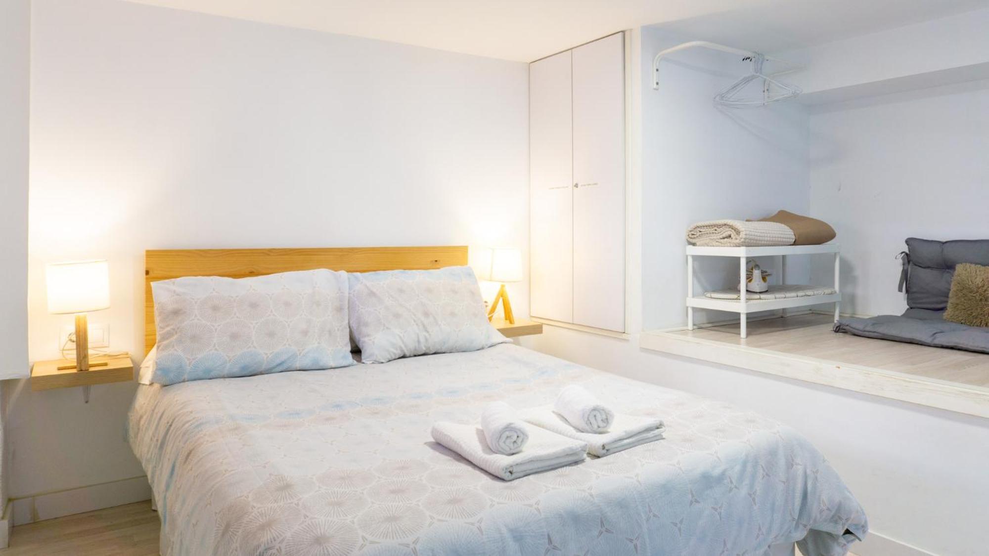 Апартаменты Duplex Malaga Center II Экстерьер фото