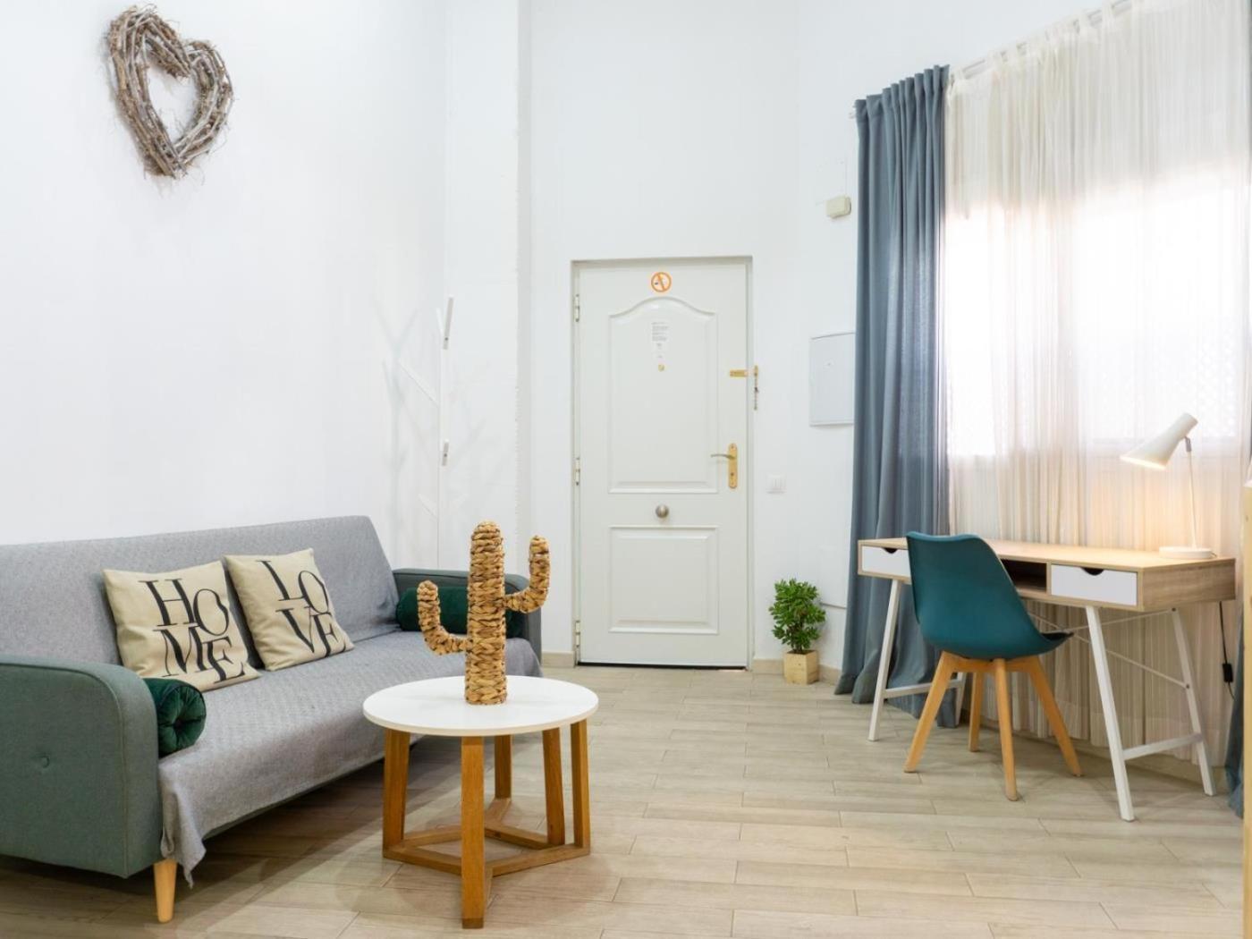 Апартаменты Duplex Malaga Center II Экстерьер фото